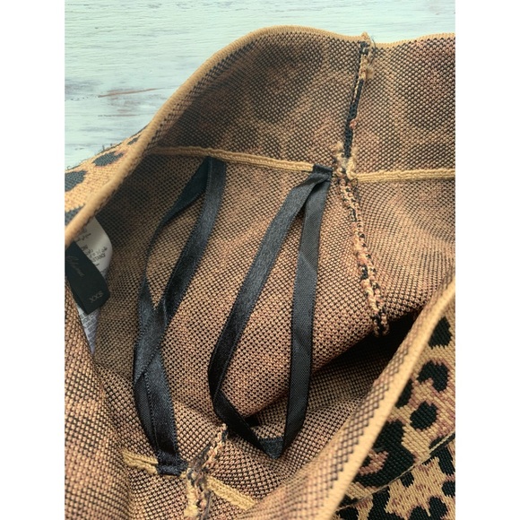 COPY - XXS, BCBGMaxAzria, leopard print bodycon skirt - Picture 7 of 11